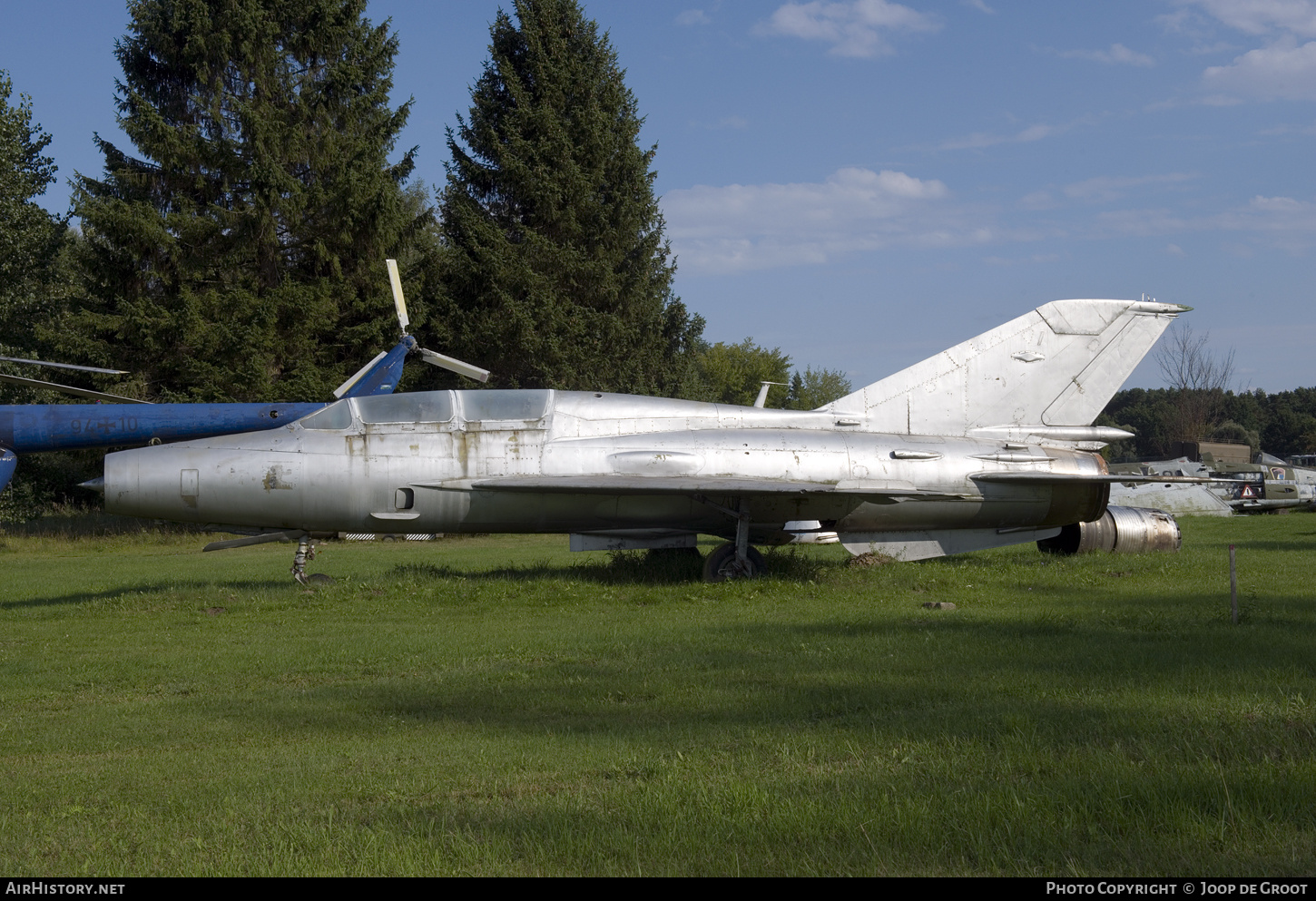 Aircraft Photo of 292 | Mikoyan-Gurevich MiG-21U-600 | East Germany - Air Force | AirHistory.net #754626
