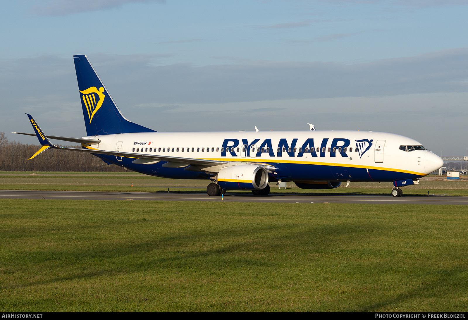 Aircraft Photo of 9H-QDP | Boeing 737-800 | Ryanair | AirHistory.net #754667