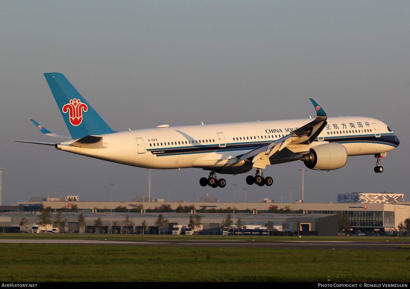 Aircraft Photo of B-30F9 | Airbus A350-941 | China Southern Airlines | AirHistory.net #754822