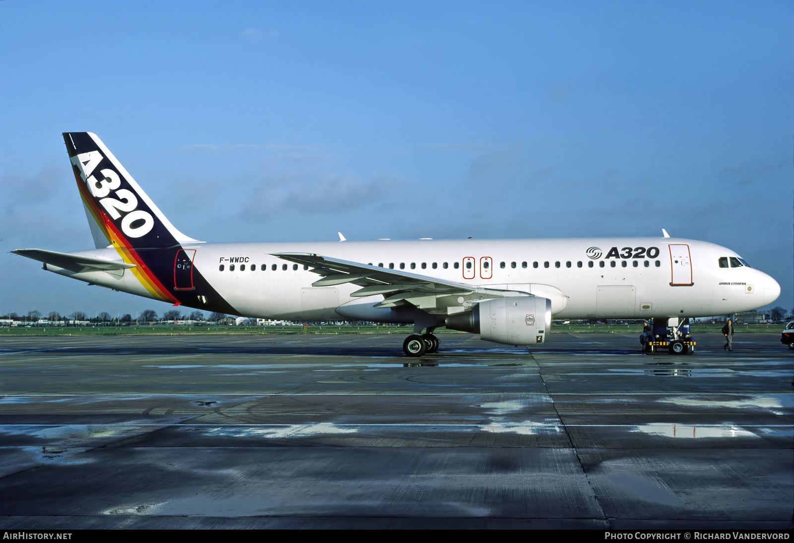 Aircraft Photo of F-WWDC | Airbus A320-111 | Airbus Industrie | AirHistory.net #754842