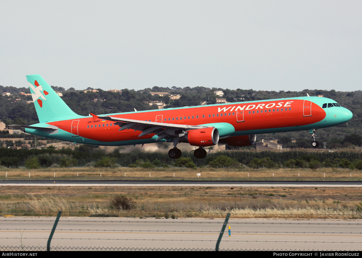 Aircraft Photo of UR-WRP | Airbus A321-211 | Windrose | AirHistory.net #754855