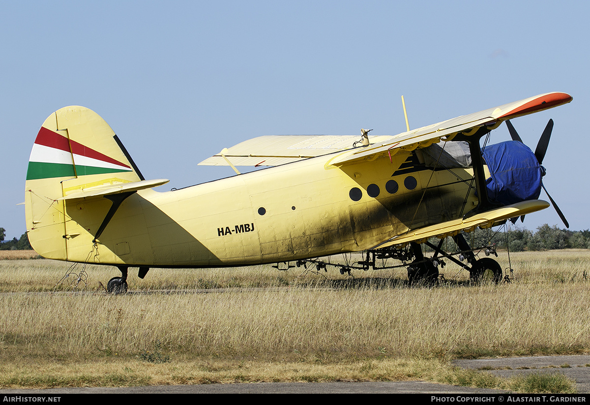 Aircraft Photo of HA-MBJ | Antonov An-2R | AirHistory.net #754862