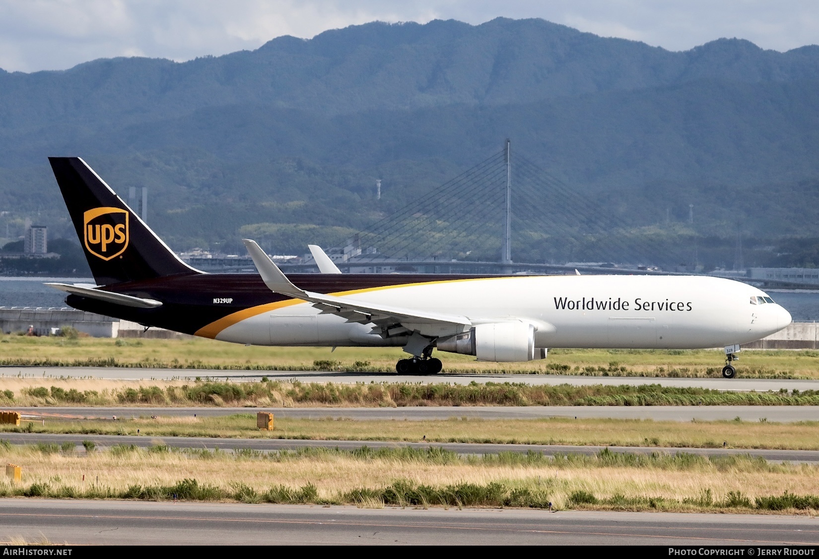 Aircraft Photo of N329UP | Boeing 767-34AF/ER | United Parcel Service - UPS | AirHistory.net #754899