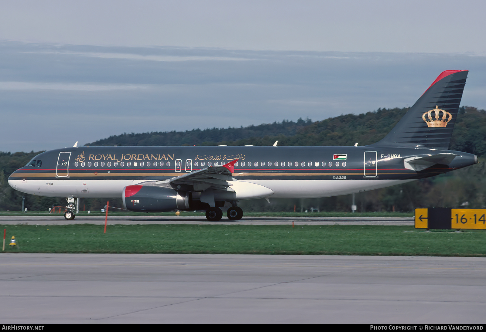 Aircraft Photo of F-OHGV | Airbus A320-232 | Royal Jordanian Airlines | AirHistory.net #754900