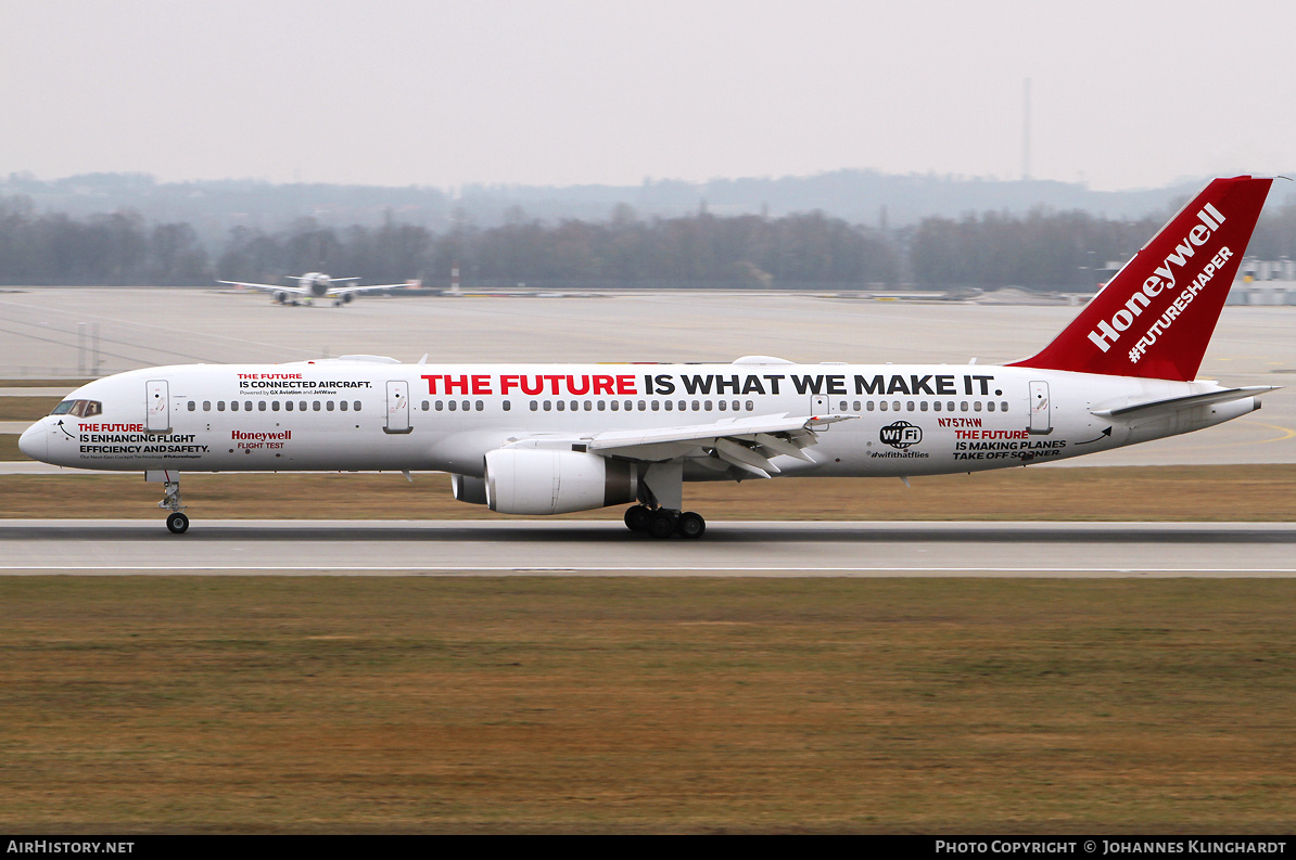 Aircraft Photo of N757HW | Boeing 757-225 | Honeywell Flight Test | AirHistory.net #754972