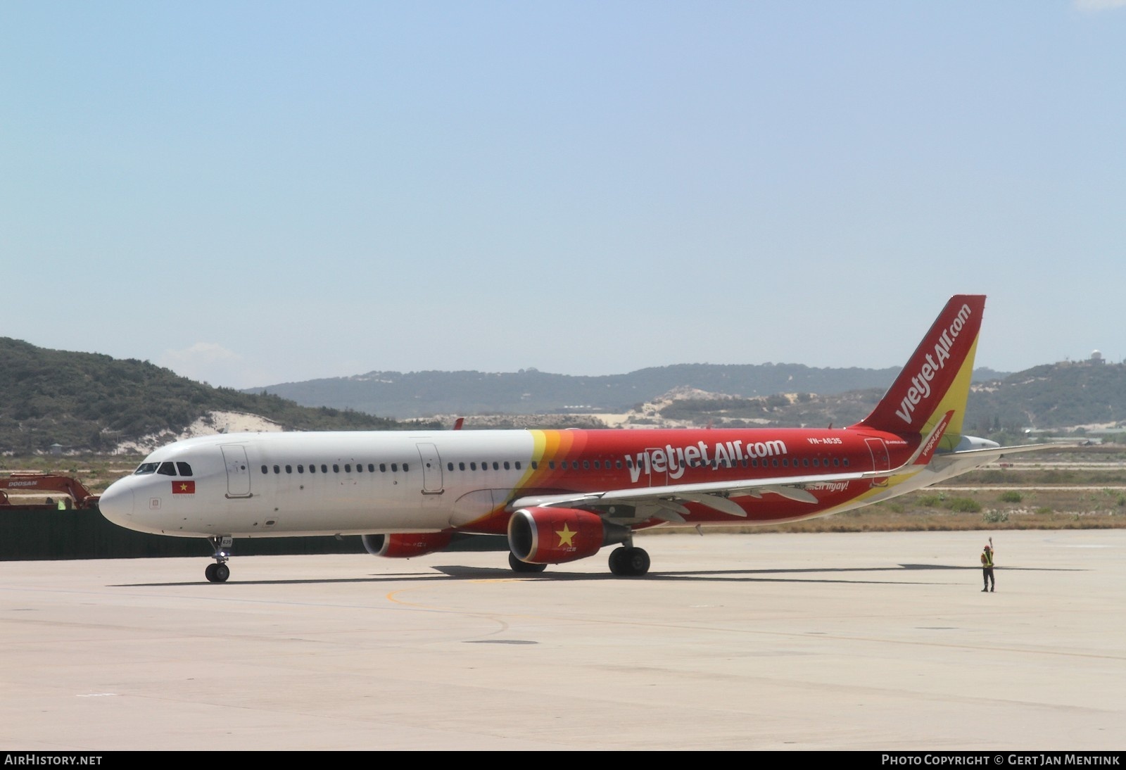 Aircraft Photo of VN-A635 | Airbus A321-211 | VietJet Air | AirHistory.net #755019