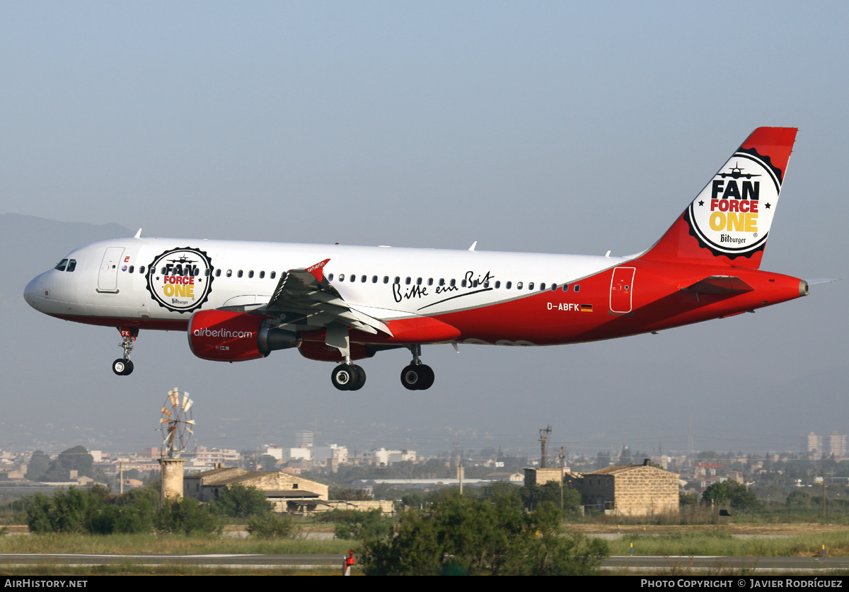 Aircraft Photo of D-ABFK | Airbus A320-214 | Air Berlin | AirHistory.net #755268