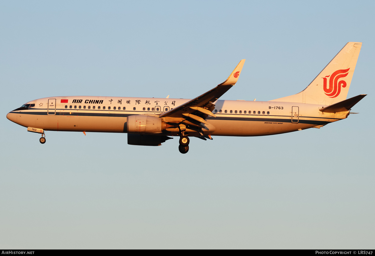 Aircraft Photo of B-1763 | Boeing 737-89L | Air China | AirHistory.net #755344