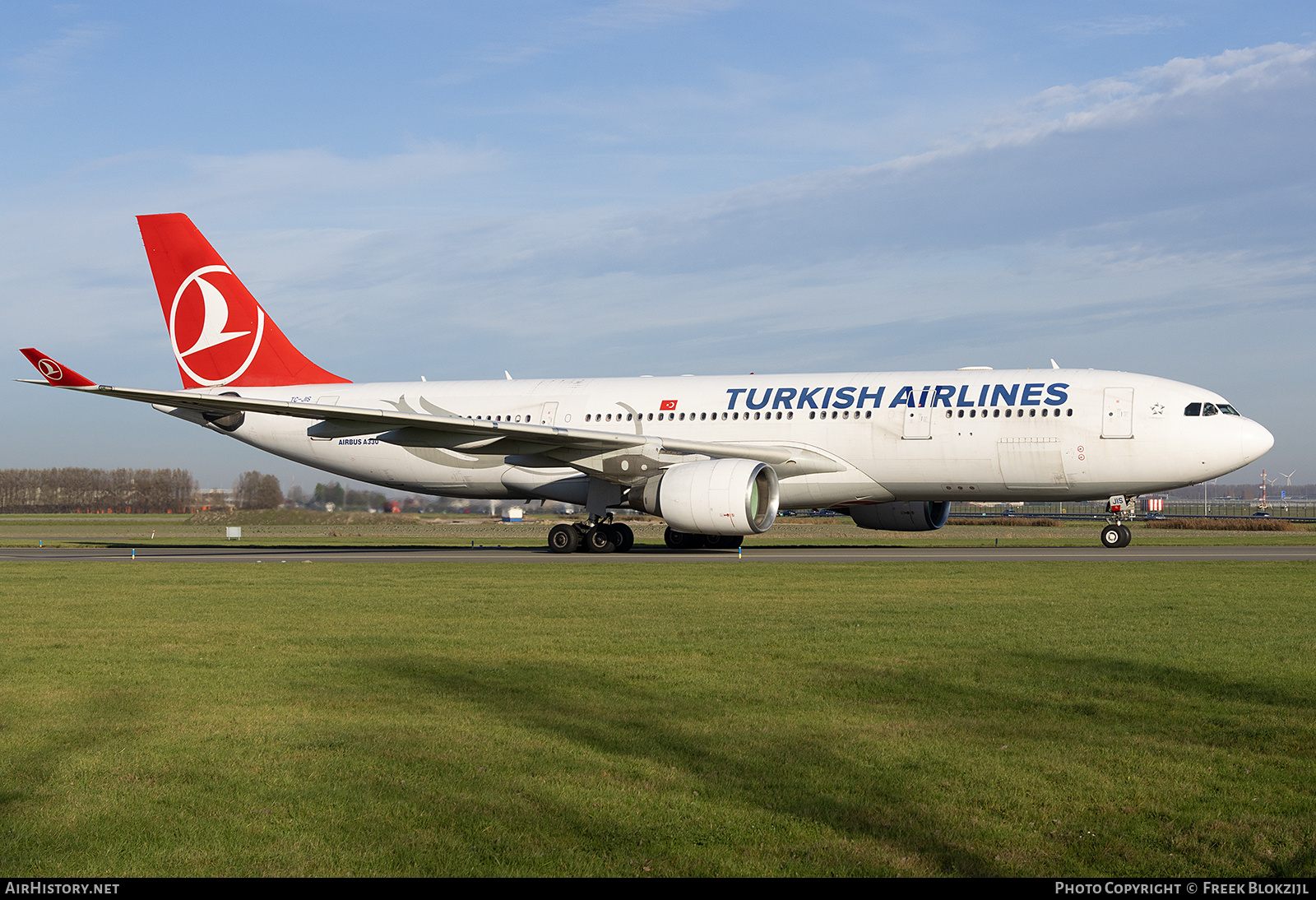 Aircraft Photo of TC-JIS | Airbus A330-223 | Turkish Airlines | AirHistory.net #755447