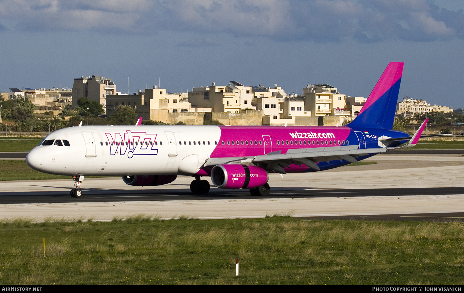 Aircraft Photo of HA-LXB | Airbus A321-231 | Wizz Air | AirHistory.net #755568