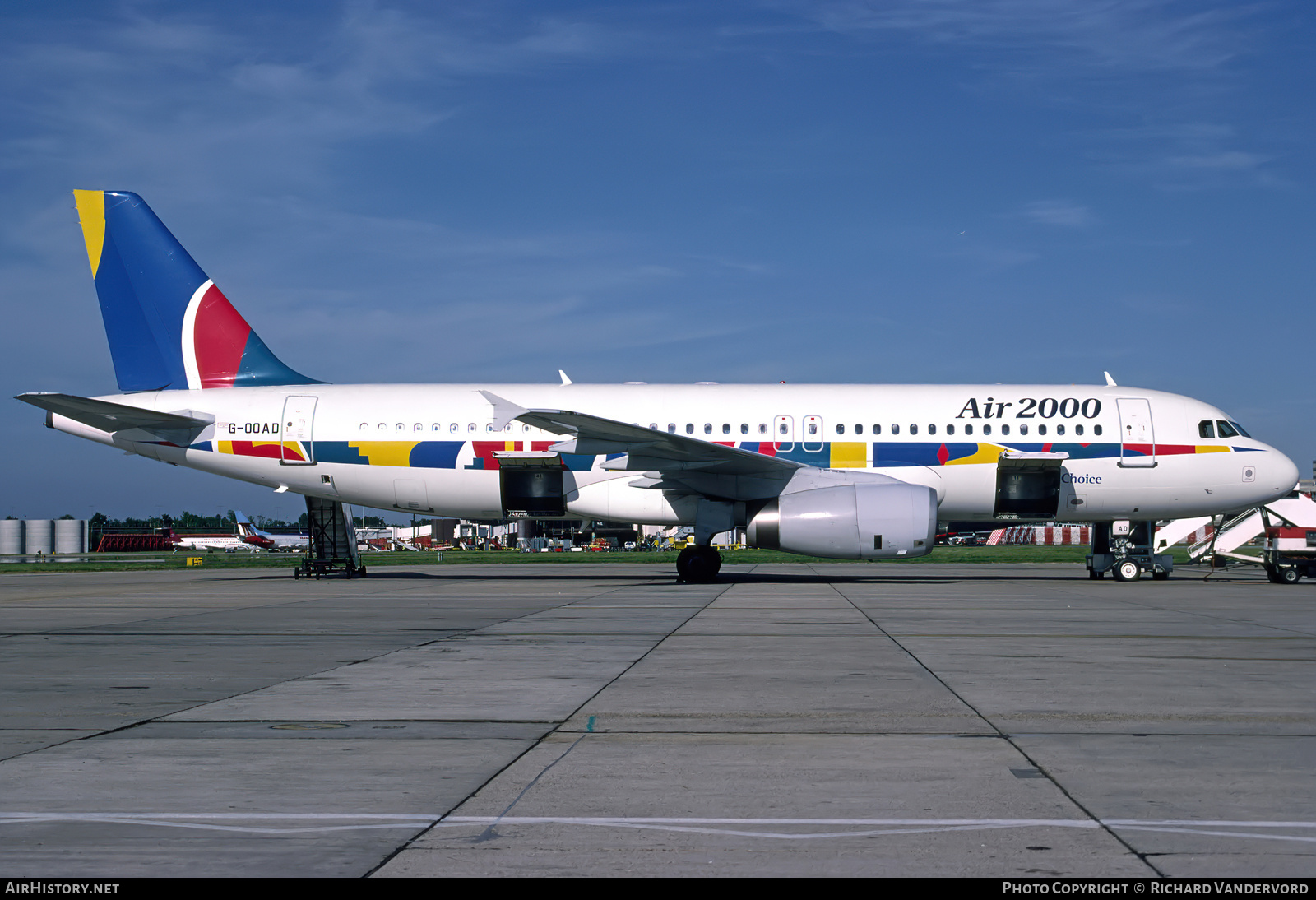 Aircraft Photo of G-OOAD | Airbus A320-231 | Air 2000 | AirHistory.net #755663