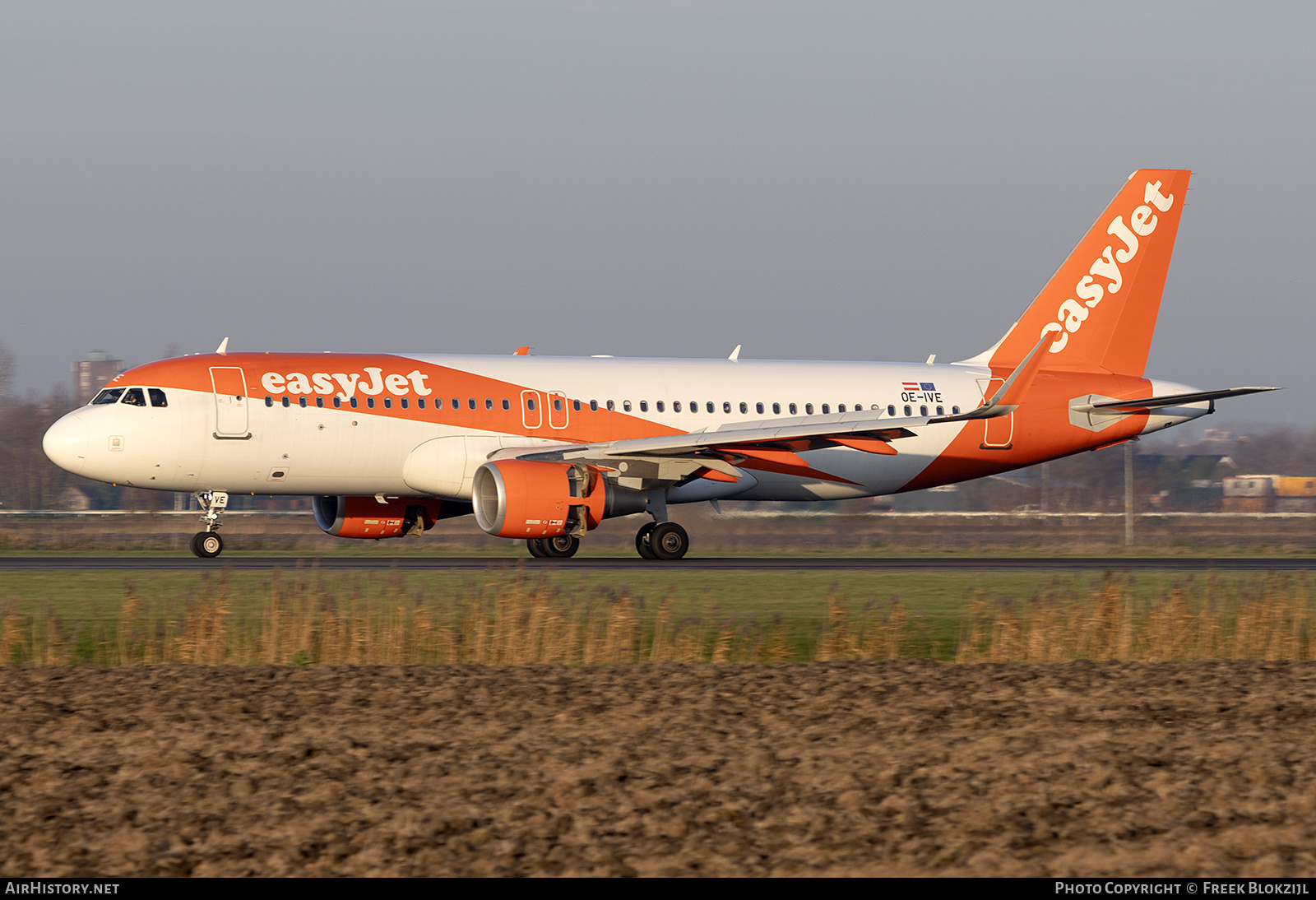 Aircraft Photo of OE-IVE | Airbus A320-214 | EasyJet | AirHistory.net #755666