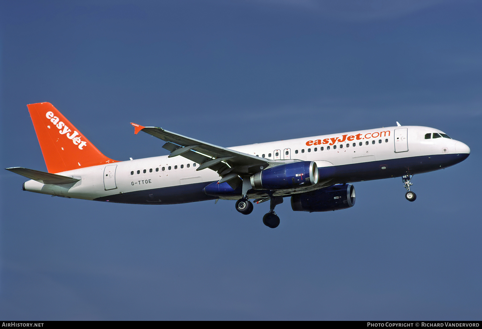 Aircraft Photo of G-TTOE | Airbus A320-232 | EasyJet | AirHistory.net #755757