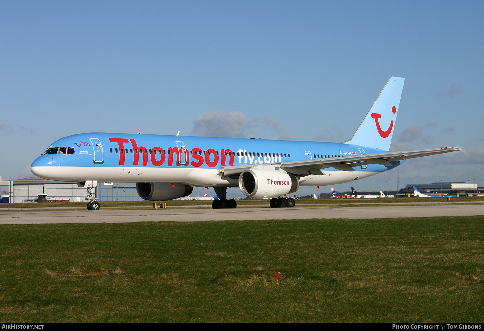 Aircraft Photo of G-BYAR | Boeing 757-204 | Thomsonfly | AirHistory.net #755774