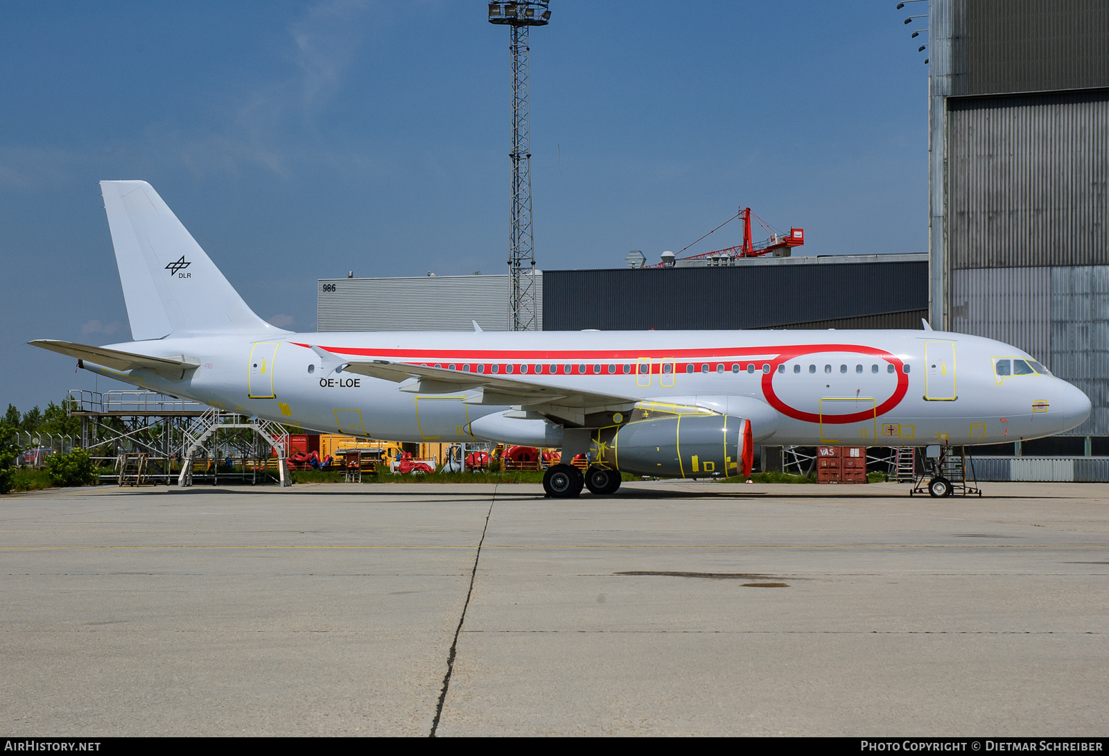 Aircraft Photo of OE-LOE | Airbus A320-232 | DLR - Deutsche Forschungsanstalt für Luft- und Raumfahrt | AirHistory.net #755798