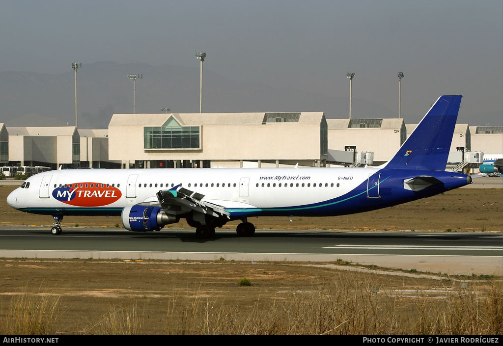 Aircraft Photo of G-NIKO | Airbus A321-211 | MyTravel Airways | AirHistory.net #755834