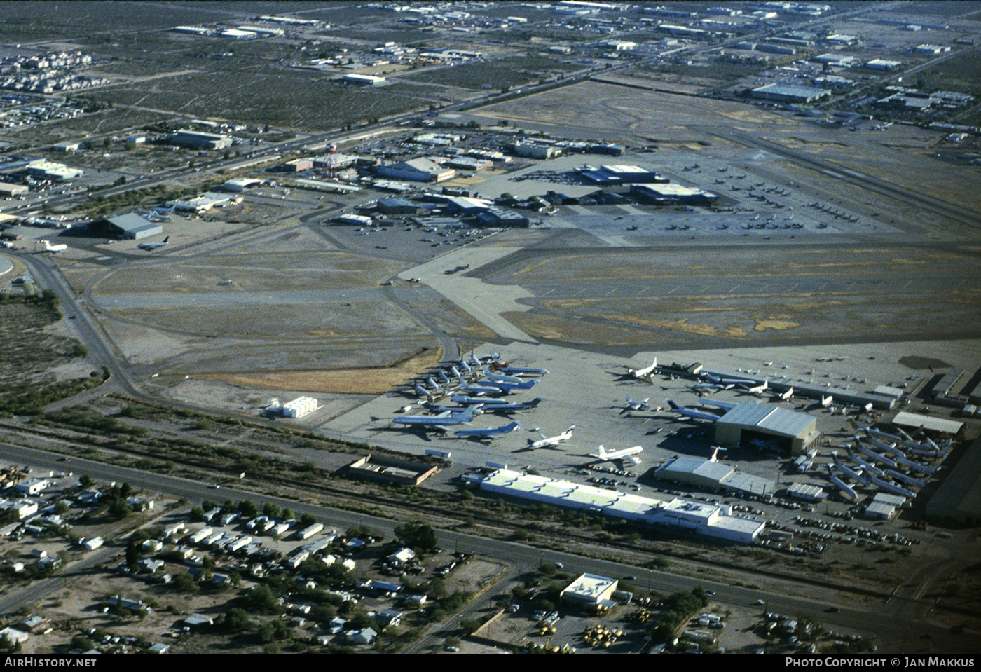 Airport photo of Tucson - International (KTUS / TUS) in Arizona, United States | AirHistory.net #755910