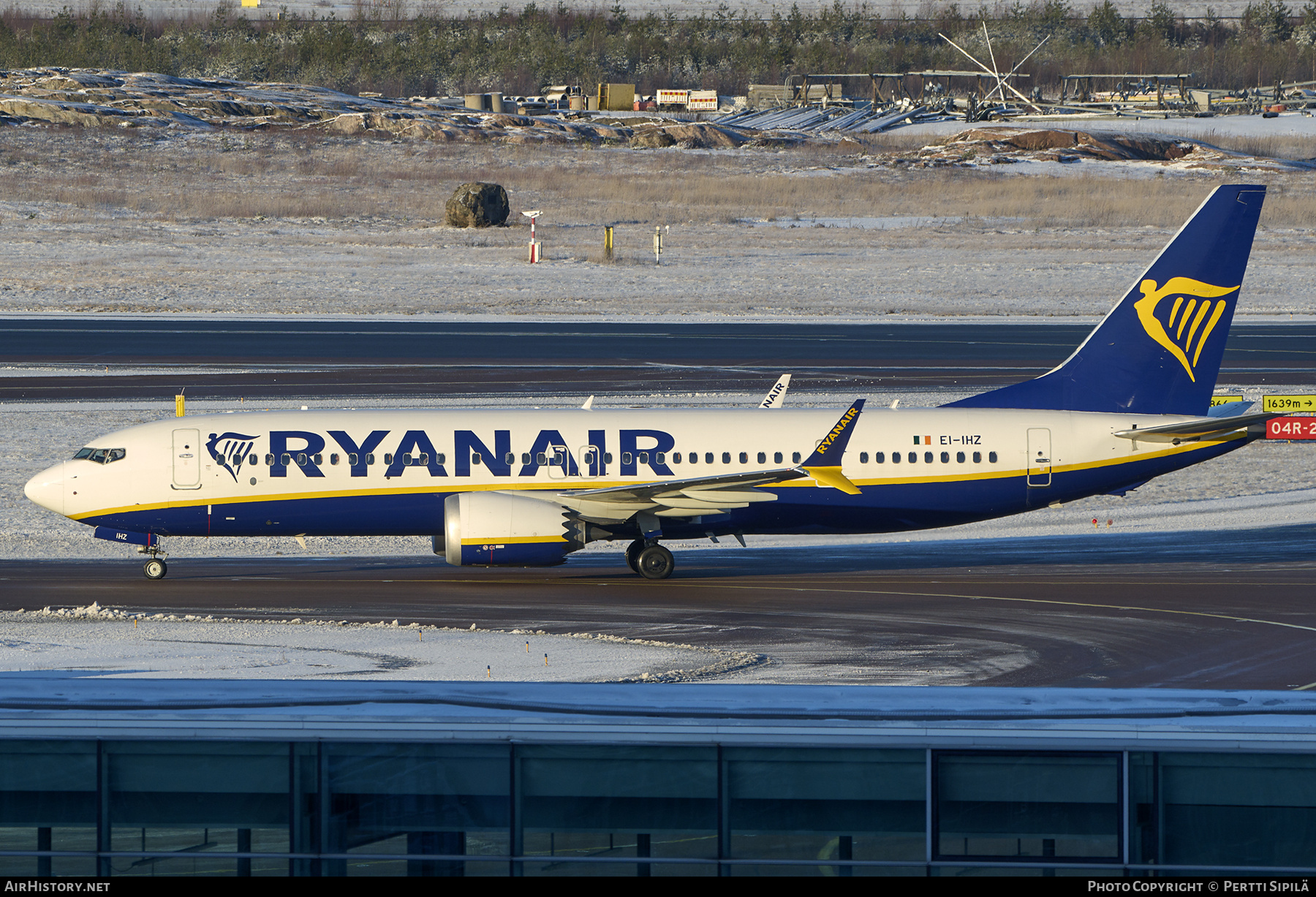 Aircraft Photo of EI-IHZ | Boeing 737-8200 Max 200 | Ryanair | AirHistory.net #755946