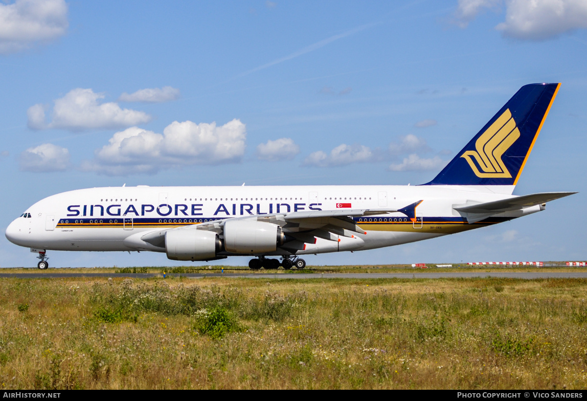 Aircraft Photo of 9V-SKH | Airbus A380-841 | Singapore Airlines | AirHistory.net #755969