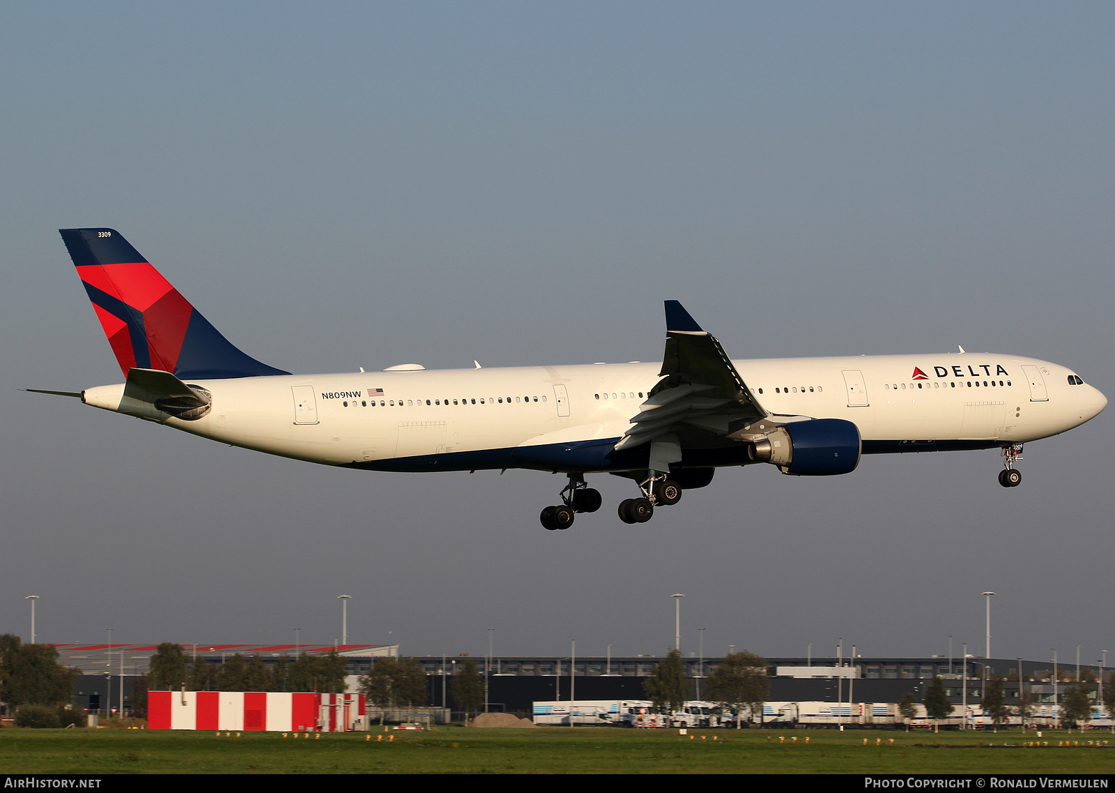 Aircraft Photo of N809NW | Airbus A330-323 | Delta Air Lines | AirHistory.net #755972