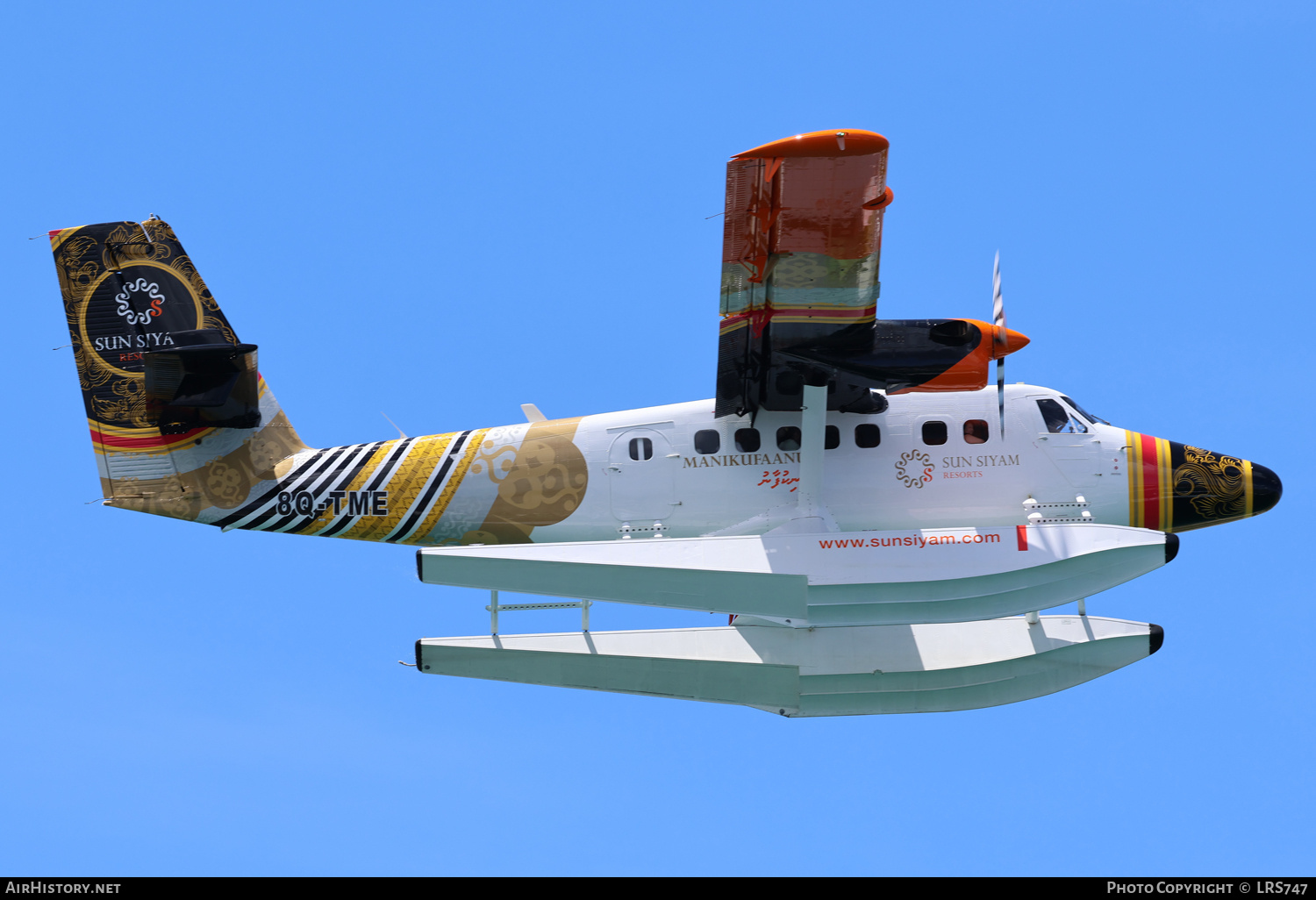 Aircraft Photo of 8Q-TME | De Havilland Canada DHC-6-300 Twin Otter | Trans Maldivian Airways - TMA | AirHistory.net #755981