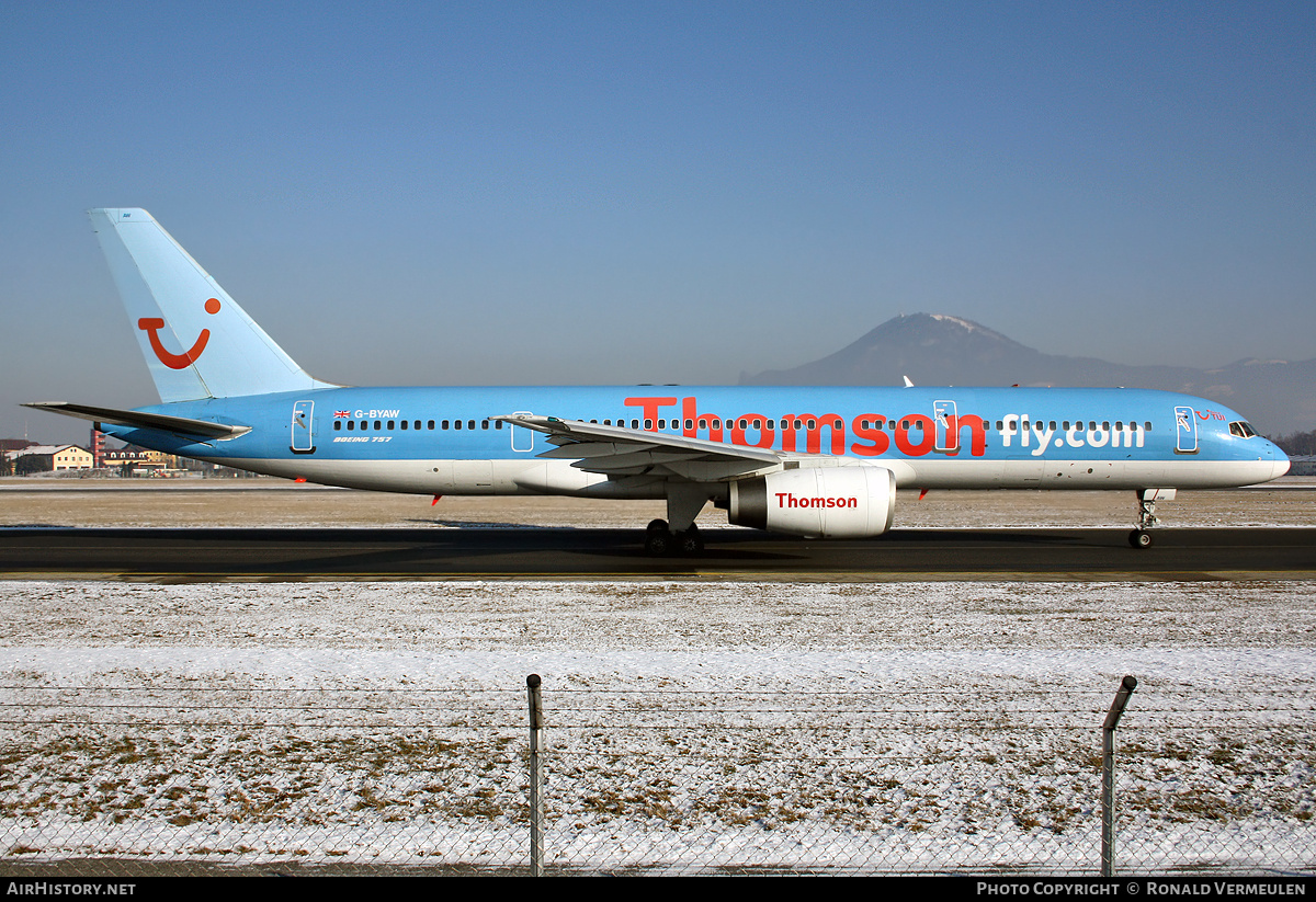 Aircraft Photo of G-BYAW | Boeing 757-204 | Thomsonfly | AirHistory.net #756041