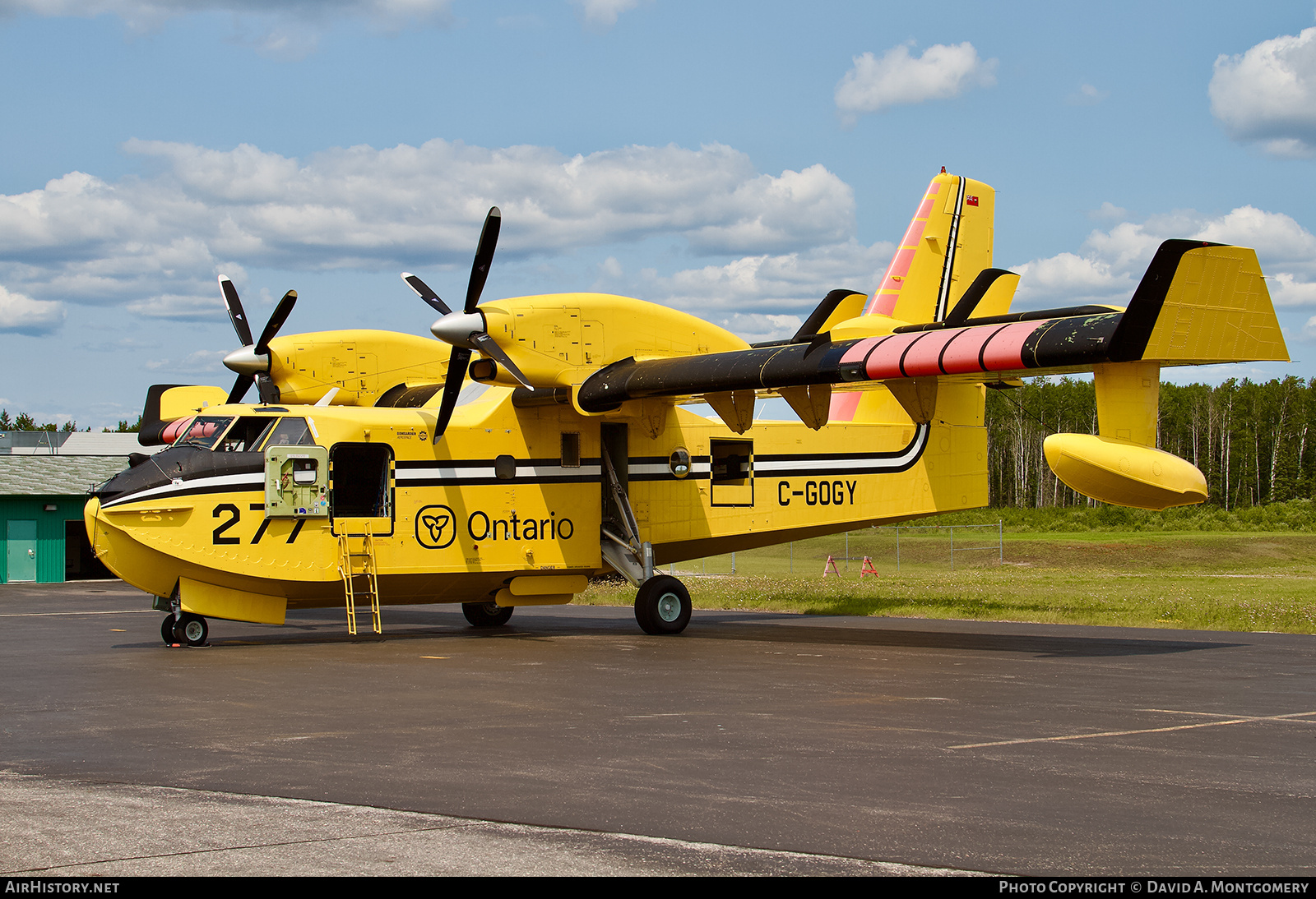 Aircraft Photo of C-GOGY | Bombardier CL-415 (CL-215-6B11) | Ontario Ministry of Natural Resources | AirHistory.net #756138