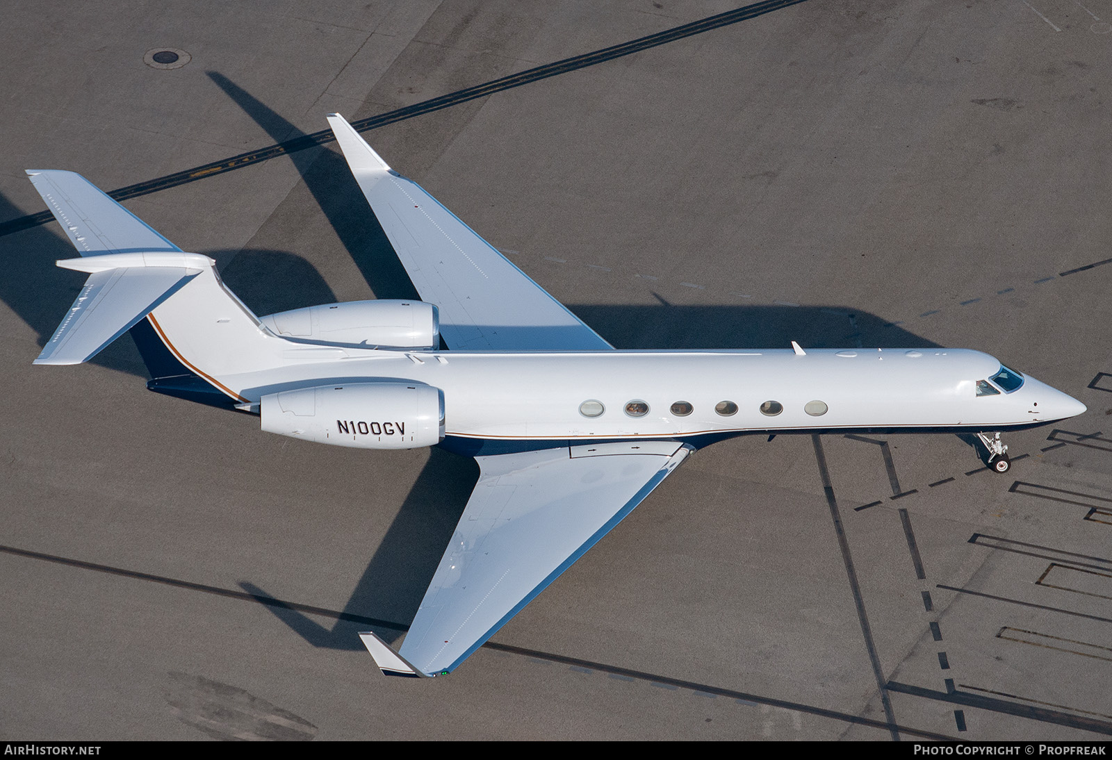 Aircraft Photo of N100GV | Gulfstream Aerospace G-V Gulfstream V | AirHistory.net #756160
