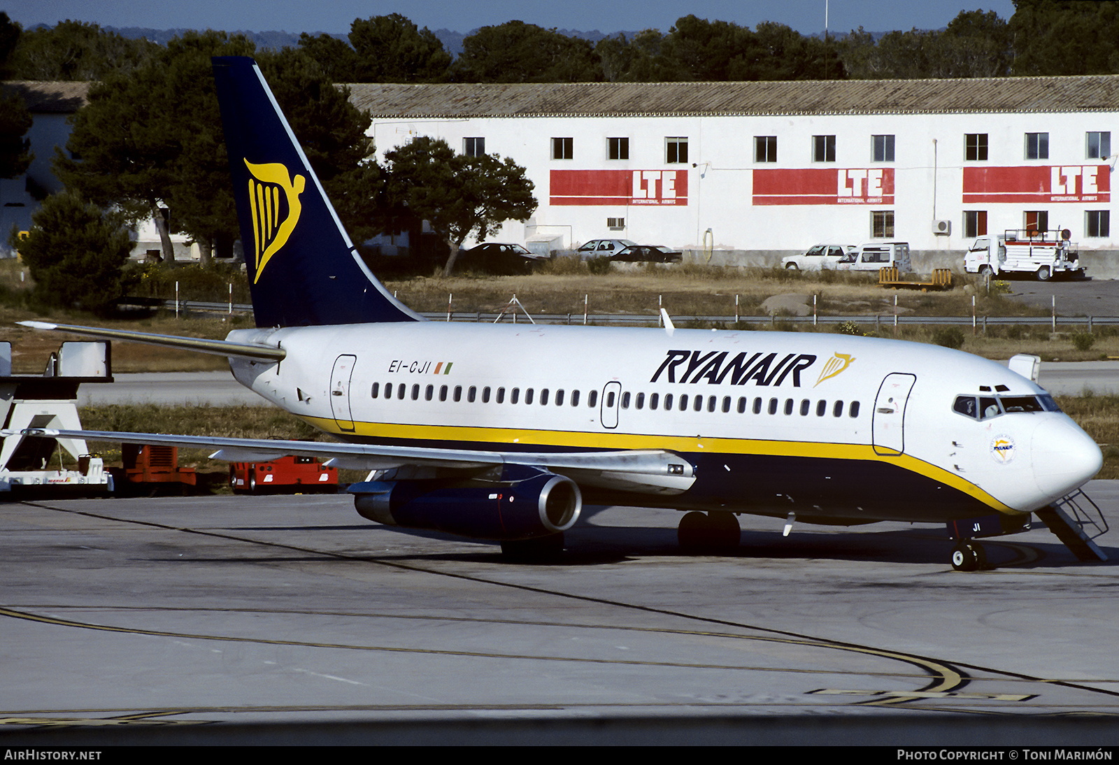 Aircraft Photo of EI-CJI | Boeing 737-2E7/Adv | Ryanair | AirHistory.net #756250
