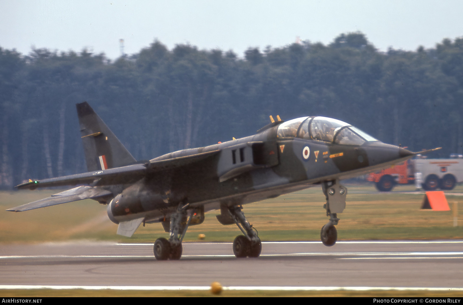 Aircraft Photo of XW566 | Sepecat Jaguar B | UK - Air Force | AirHistory.net #756363