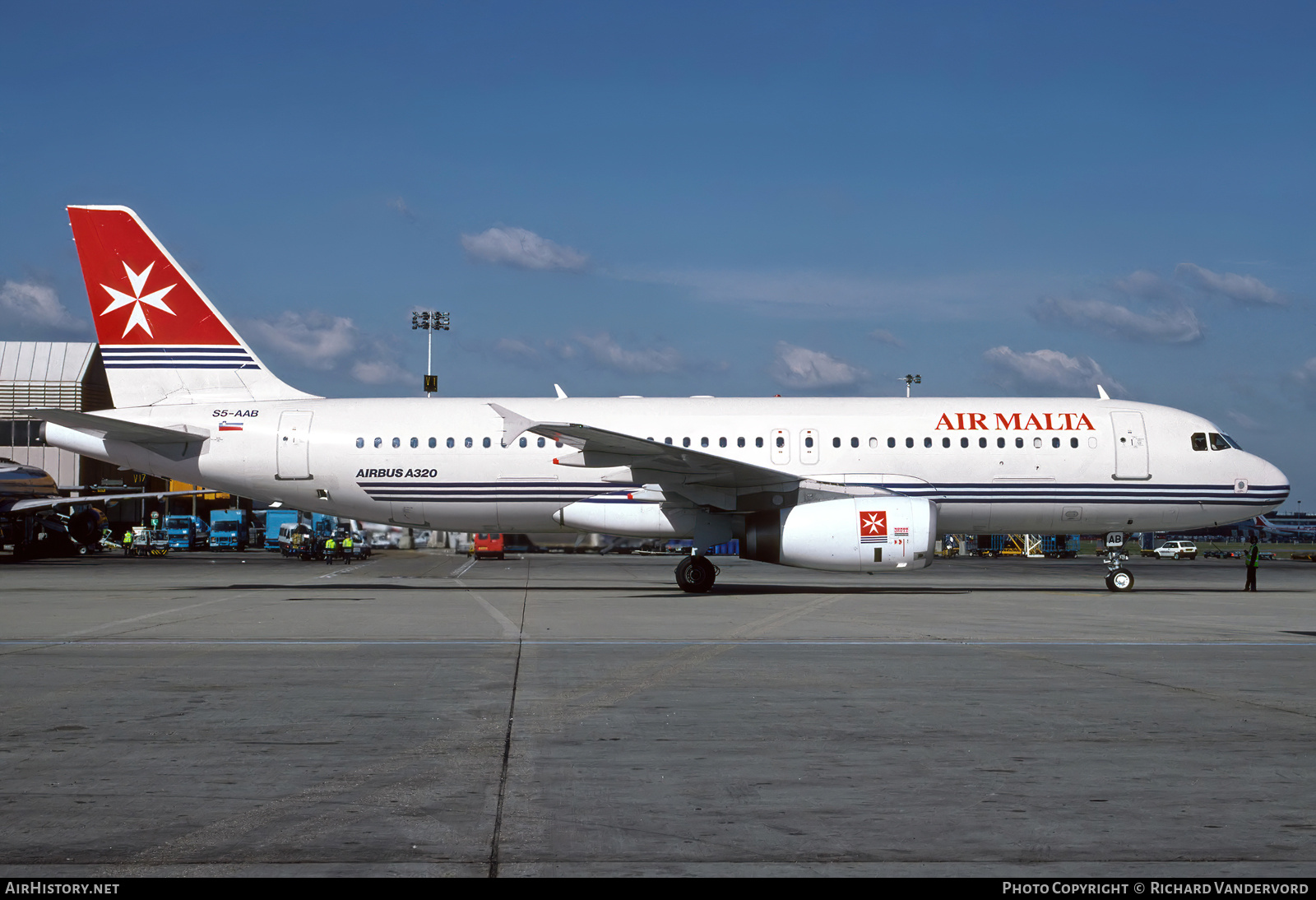 Aircraft Photo of S5-AAB | Airbus A320-231 | Air Malta | AirHistory.net #756377