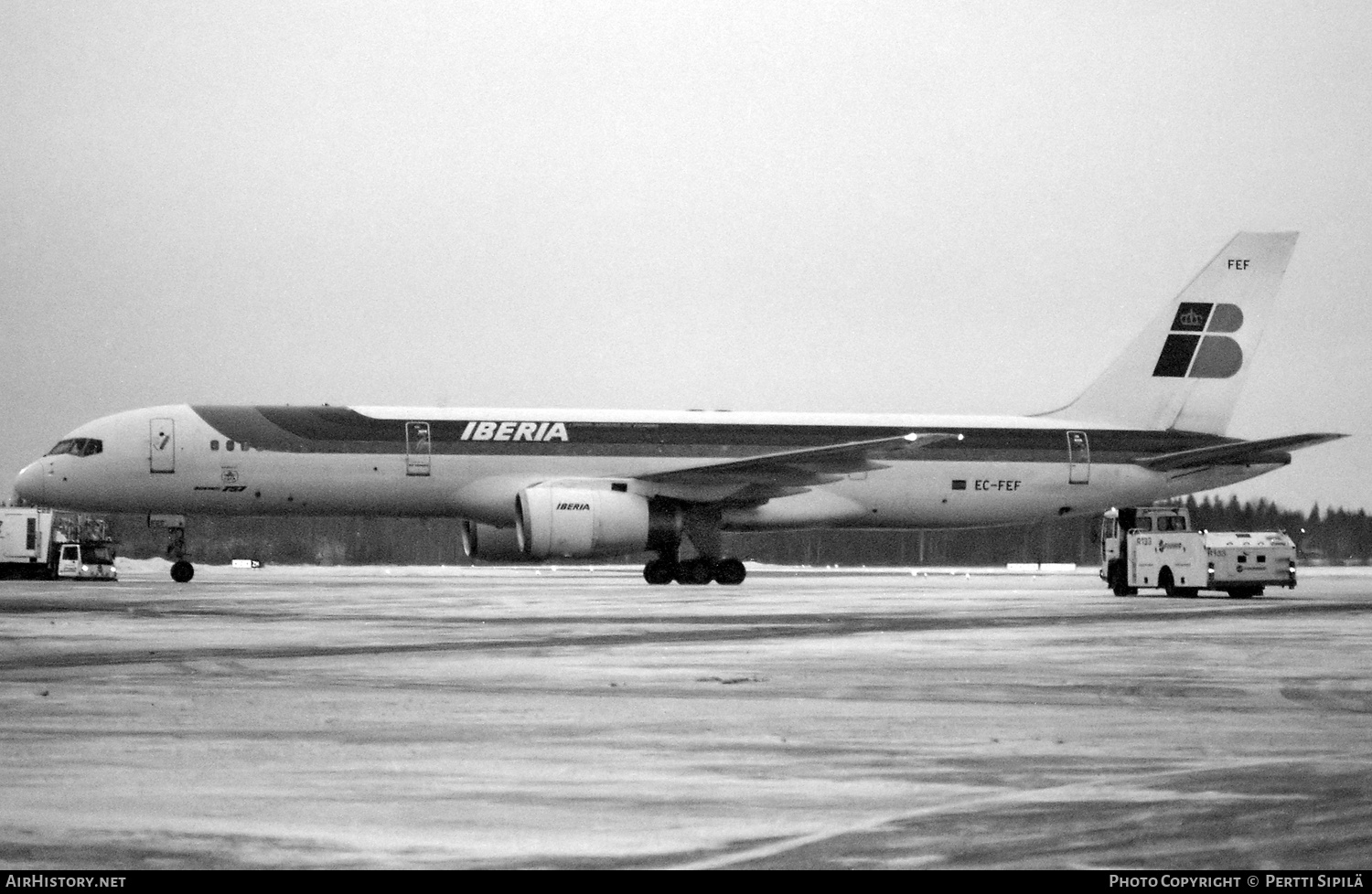 Aircraft Photo of EC-FEF | Boeing 757-236 | Iberia | AirHistory.net #756418