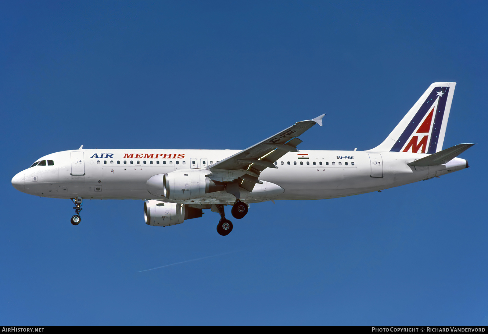Aircraft Photo of SU-PBE | Airbus A320-211 | Air Memphis | AirHistory.net #756421