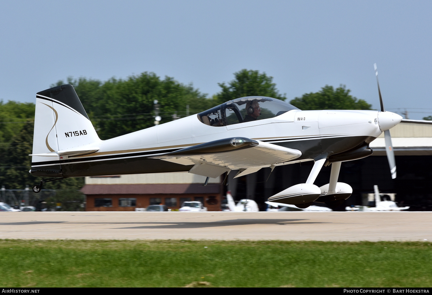 Aircraft Photo of N715AB | Van's RV-7A | AirHistory.net #756550