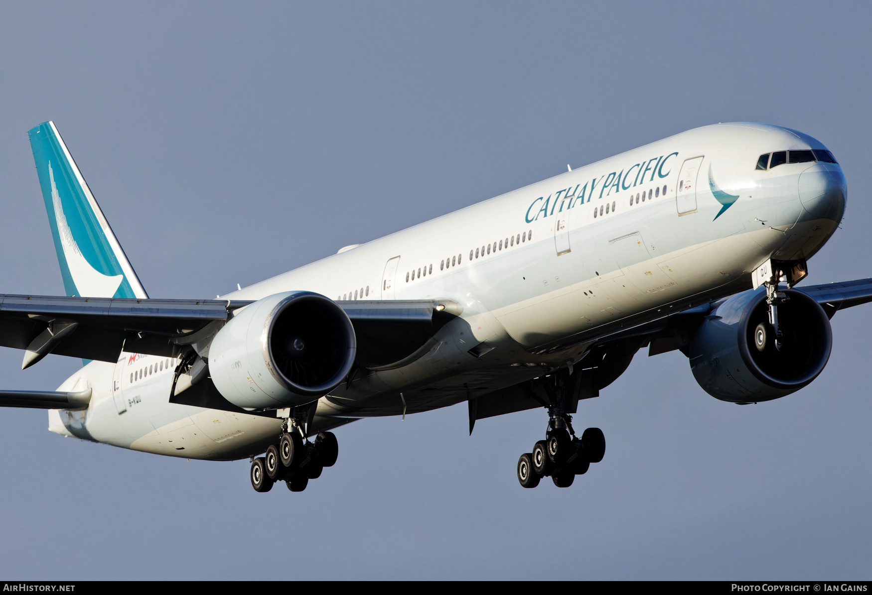 Aircraft Photo of B-KQU | Boeing 777-367/ER | Cathay Pacific Airways | AirHistory.net #756602