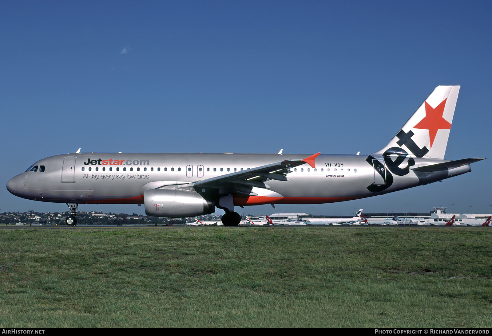 Aircraft Photo of VH-VQY | Airbus A320-232 | Jetstar Airways | AirHistory.net #756667