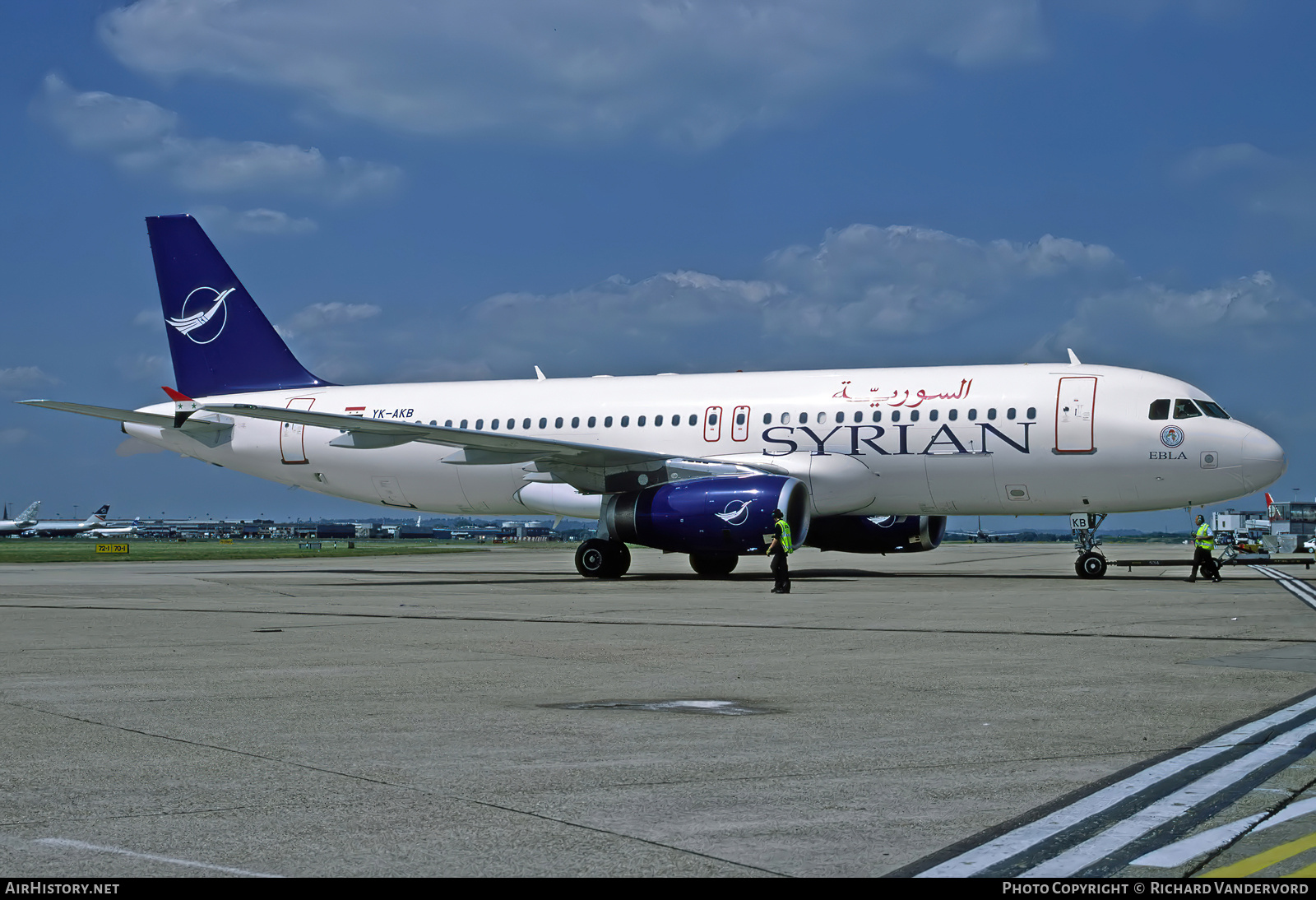 Aircraft Photo of YK-AKB | Airbus A320-232 | Syrian Air | AirHistory.net #756723