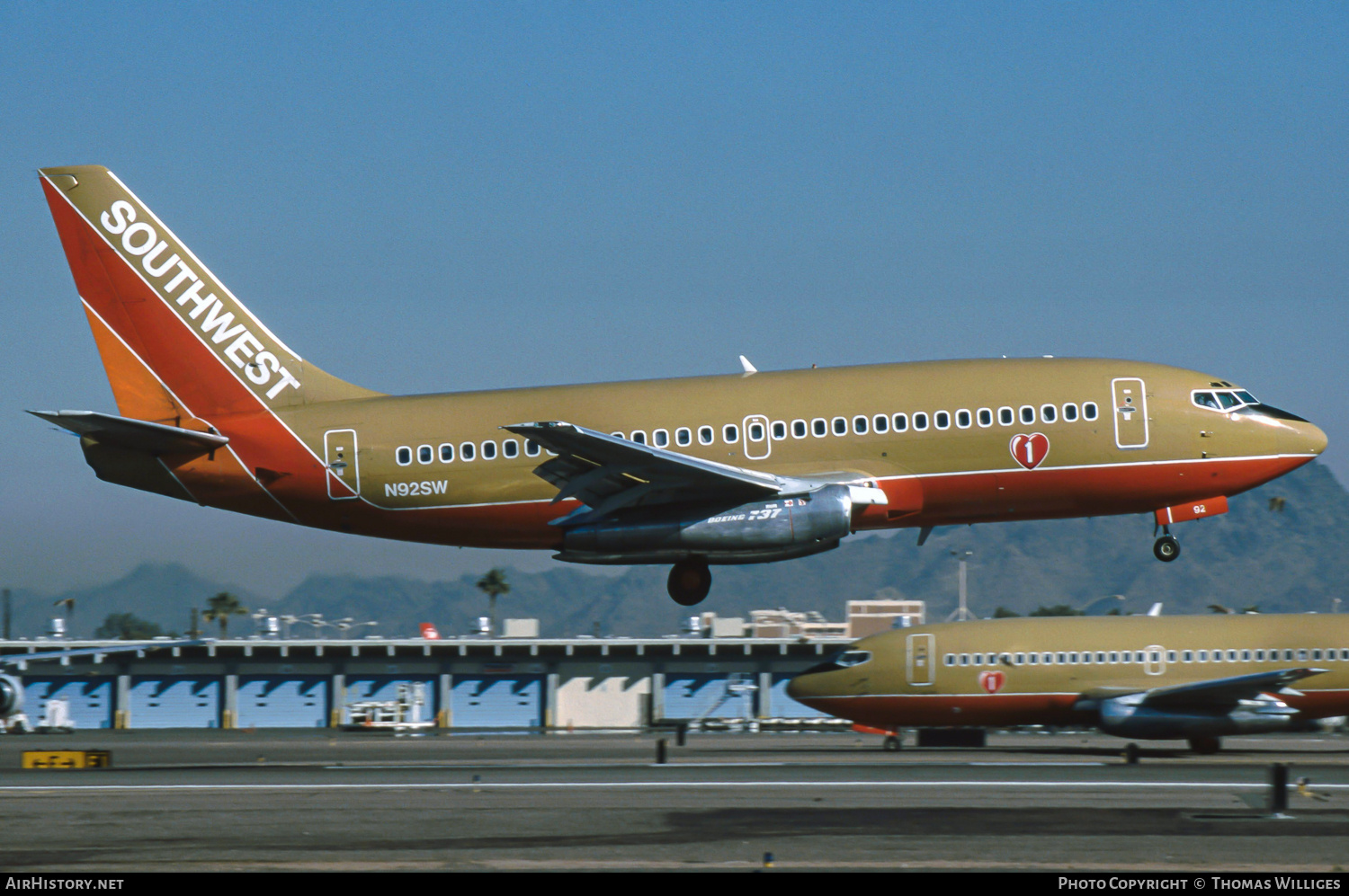 Aircraft Photo of N92SW | Boeing 737-2H4/Adv | Southwest Airlines | AirHistory.net #756756