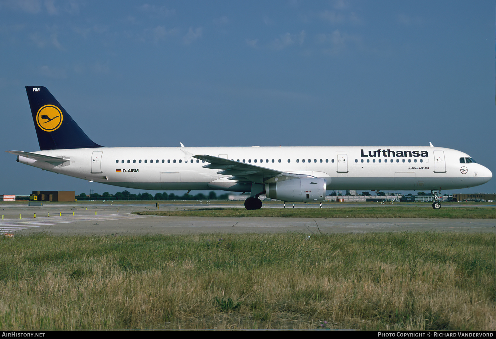 Aircraft Photo of D-AIRM | Airbus A321-131 | Lufthansa | AirHistory.net #756817