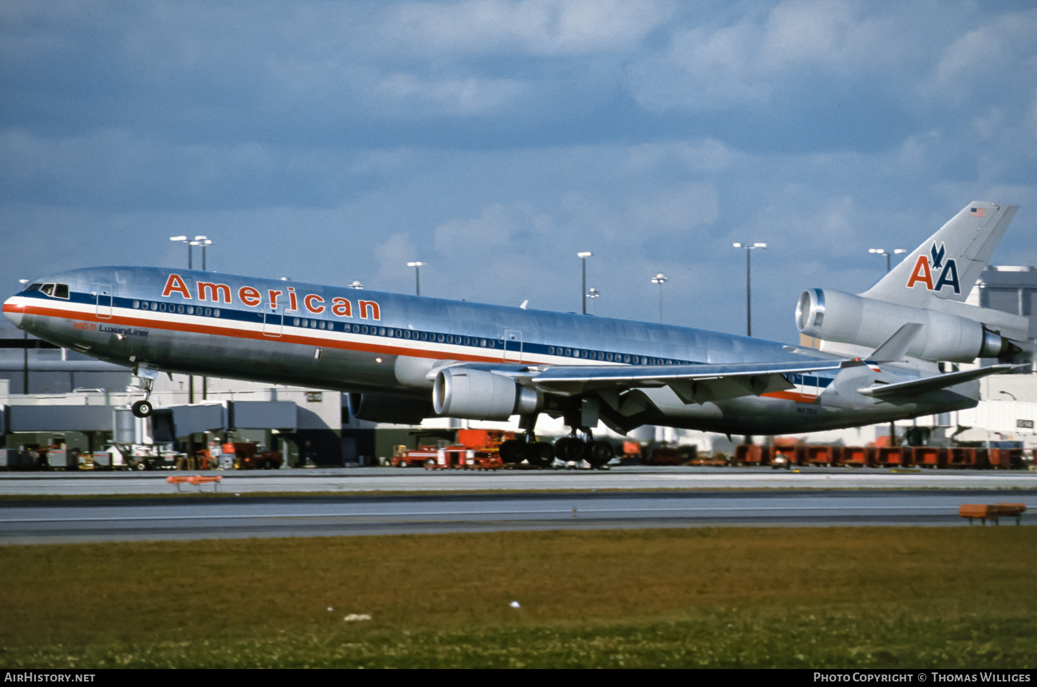 Aircraft Photo of N1754 | McDonnell Douglas MD-11 | American Airlines | AirHistory.net #756825
