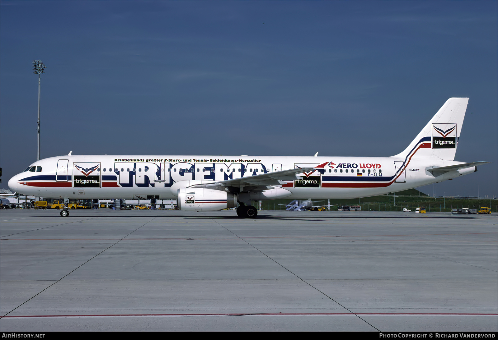 Aircraft Photo of D-ALAI | Airbus A321-231 | Aero Lloyd | AirHistory.net #756826