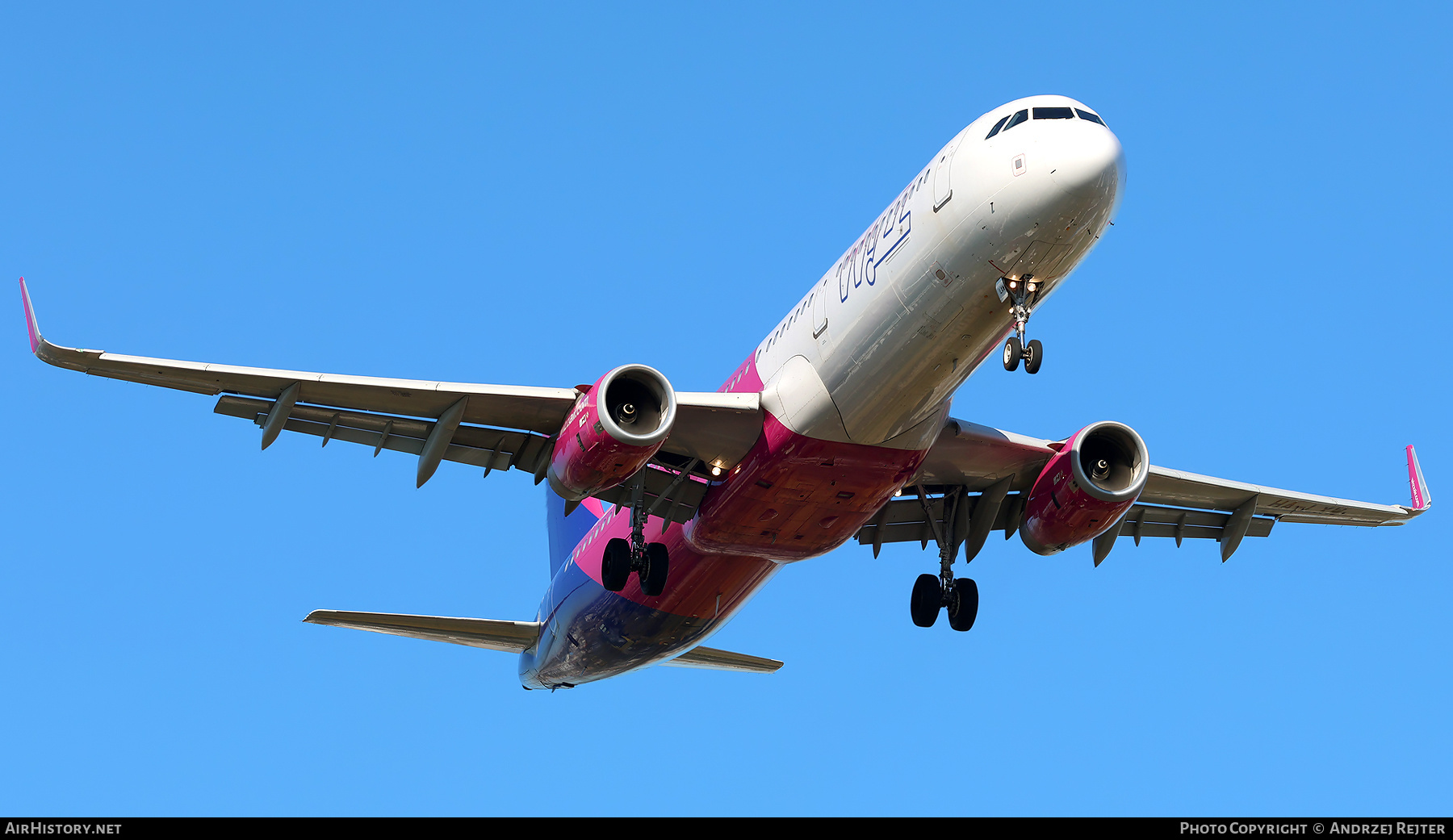 Aircraft Photo of HA-LXW | Airbus A321-231 | Wizz Air | AirHistory.net #756829