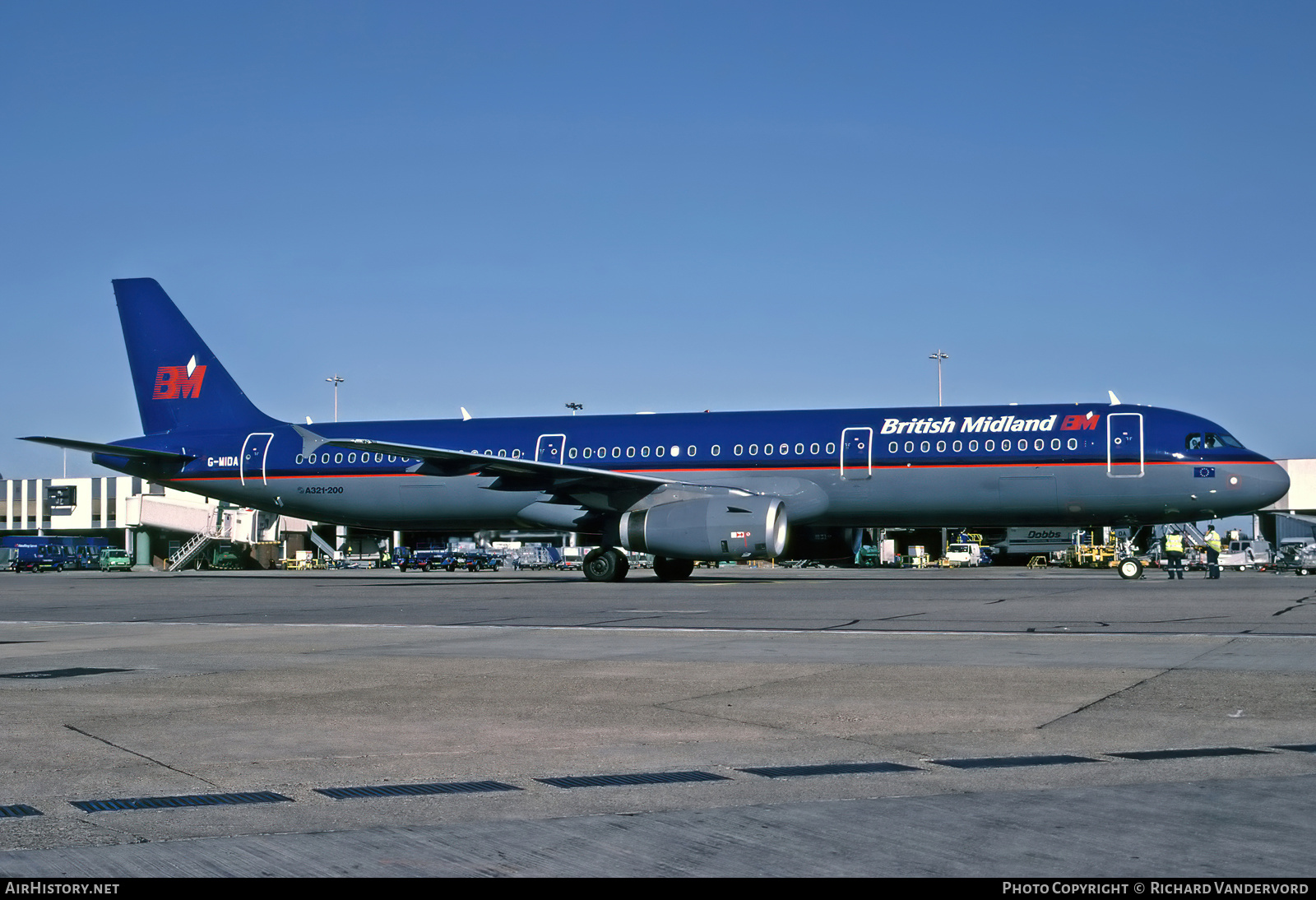 Aircraft Photo of G-MIDA | Airbus A321-231 | British Midland Airways - BMA | AirHistory.net #756854