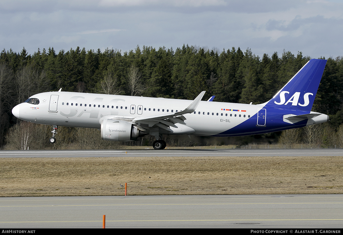 Aircraft Photo of EI-SIL | Airbus A320-251N | Scandinavian Airlines - SAS | AirHistory.net #756855