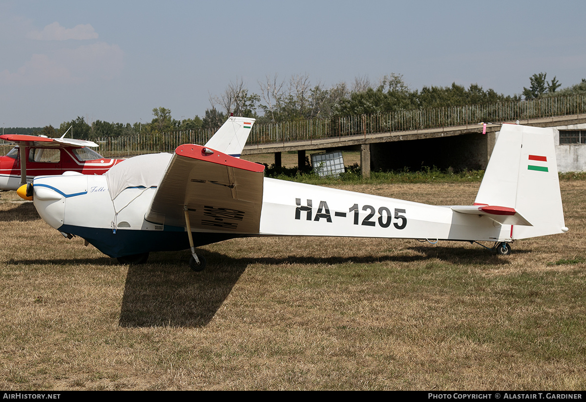 Aircraft Photo of HA-1205 | Scheibe SF-25C Falke | AirHistory.net #756929