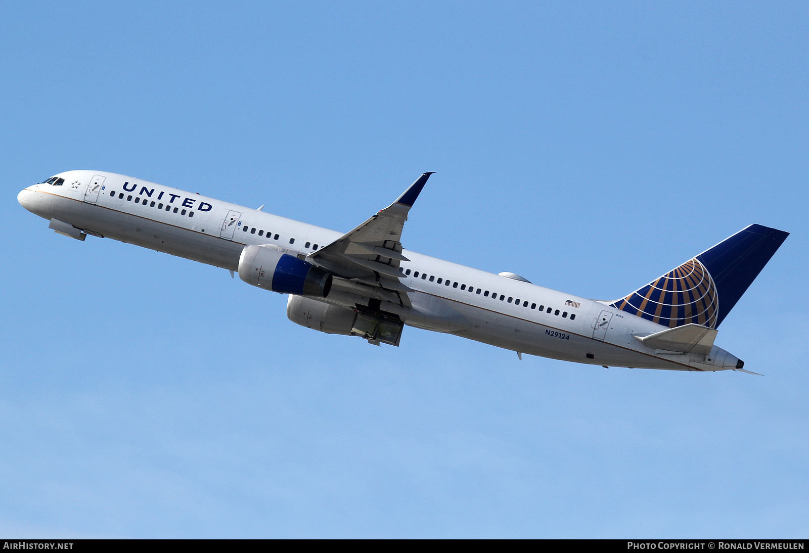 Aircraft Photo of N29124 | Boeing 757-224 | United Airlines | AirHistory.net #757006