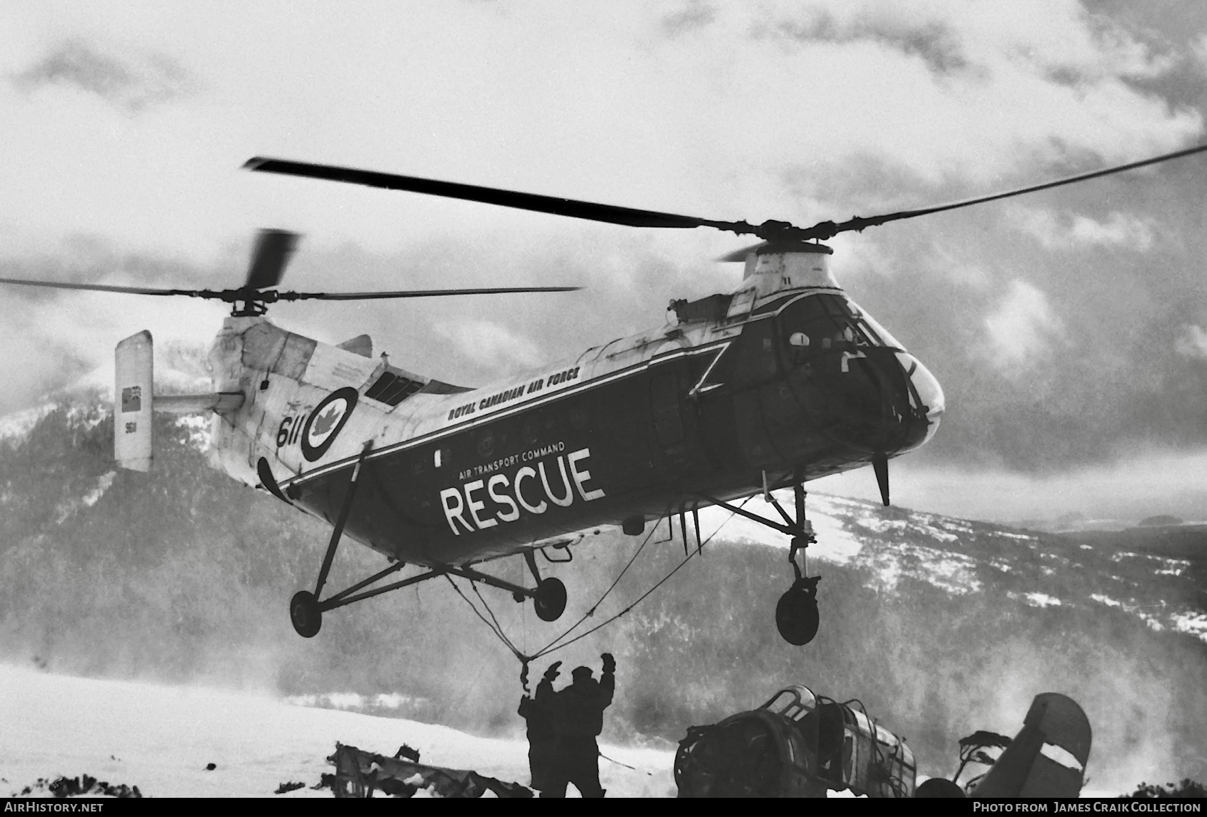 Aircraft Photo of 9611 | Piasecki CH-21B Workhorse | Canada - Air Force | AirHistory.net #757036