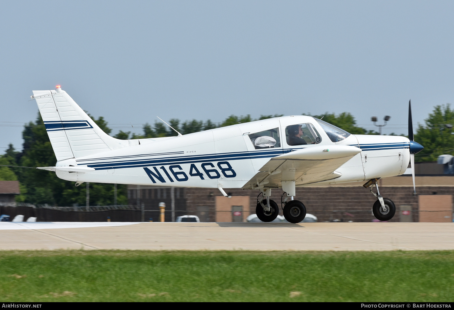 Aircraft Photo of N16468 | Piper PA-28-140 Cherokee | AirHistory.net #757085