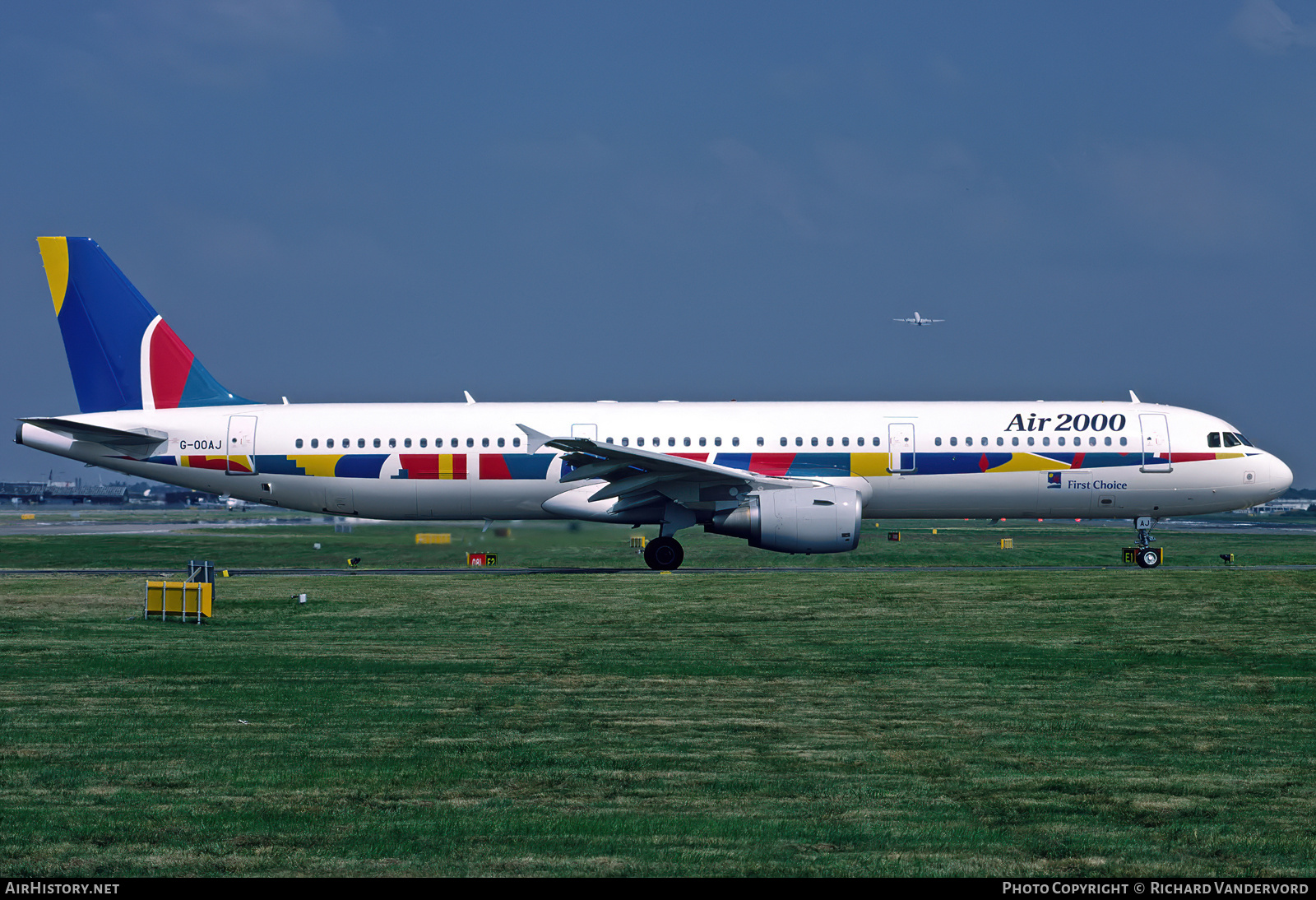 Aircraft Photo of G-OOAJ | Airbus A321-211 | Air 2000 | AirHistory.net #757142