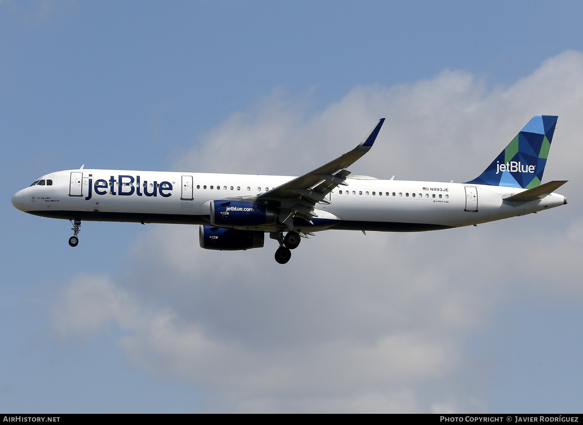 Aircraft Photo of N993JE | Airbus A321-231 | JetBlue Airways | AirHistory.net #757170